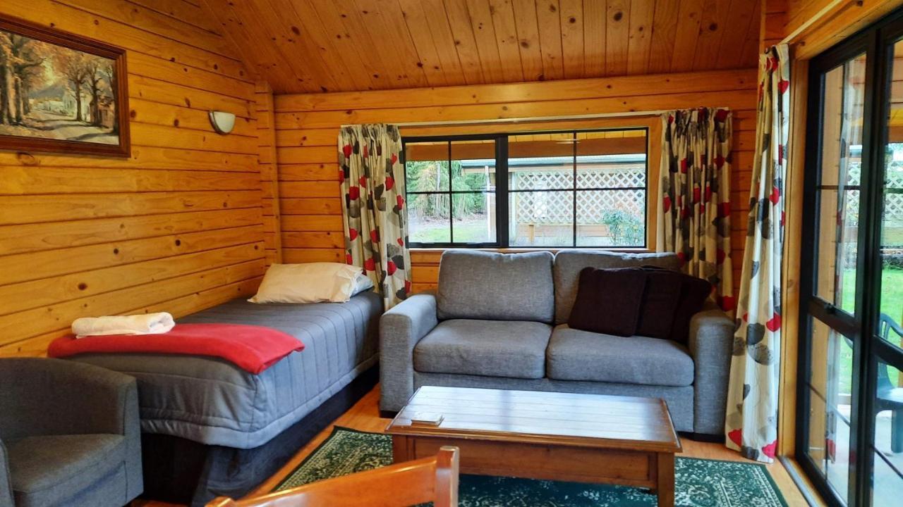 אלכסנדרה Central Chalets Ltd מראה חיצוני תמונה