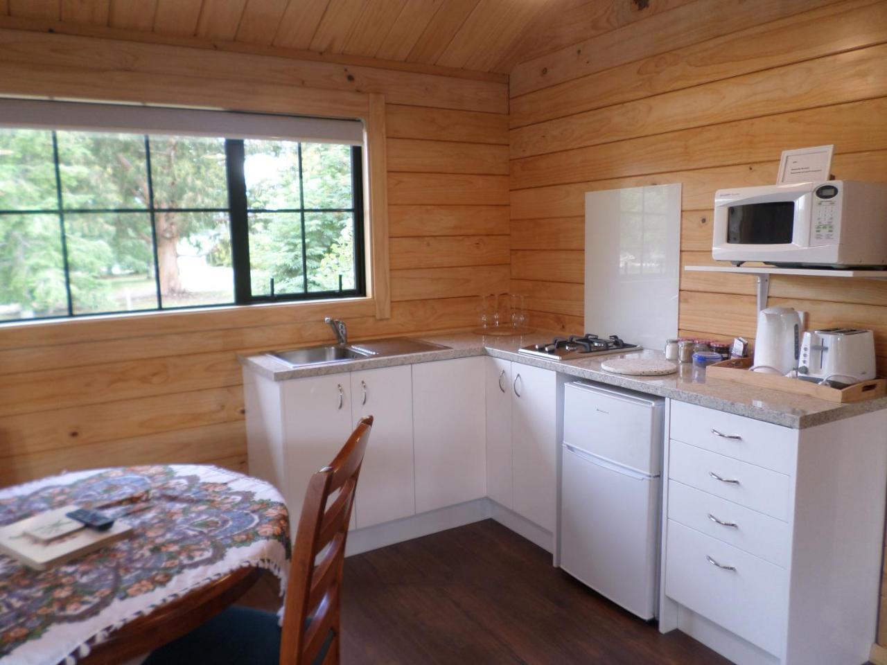 אלכסנדרה Central Chalets Ltd מראה חיצוני תמונה