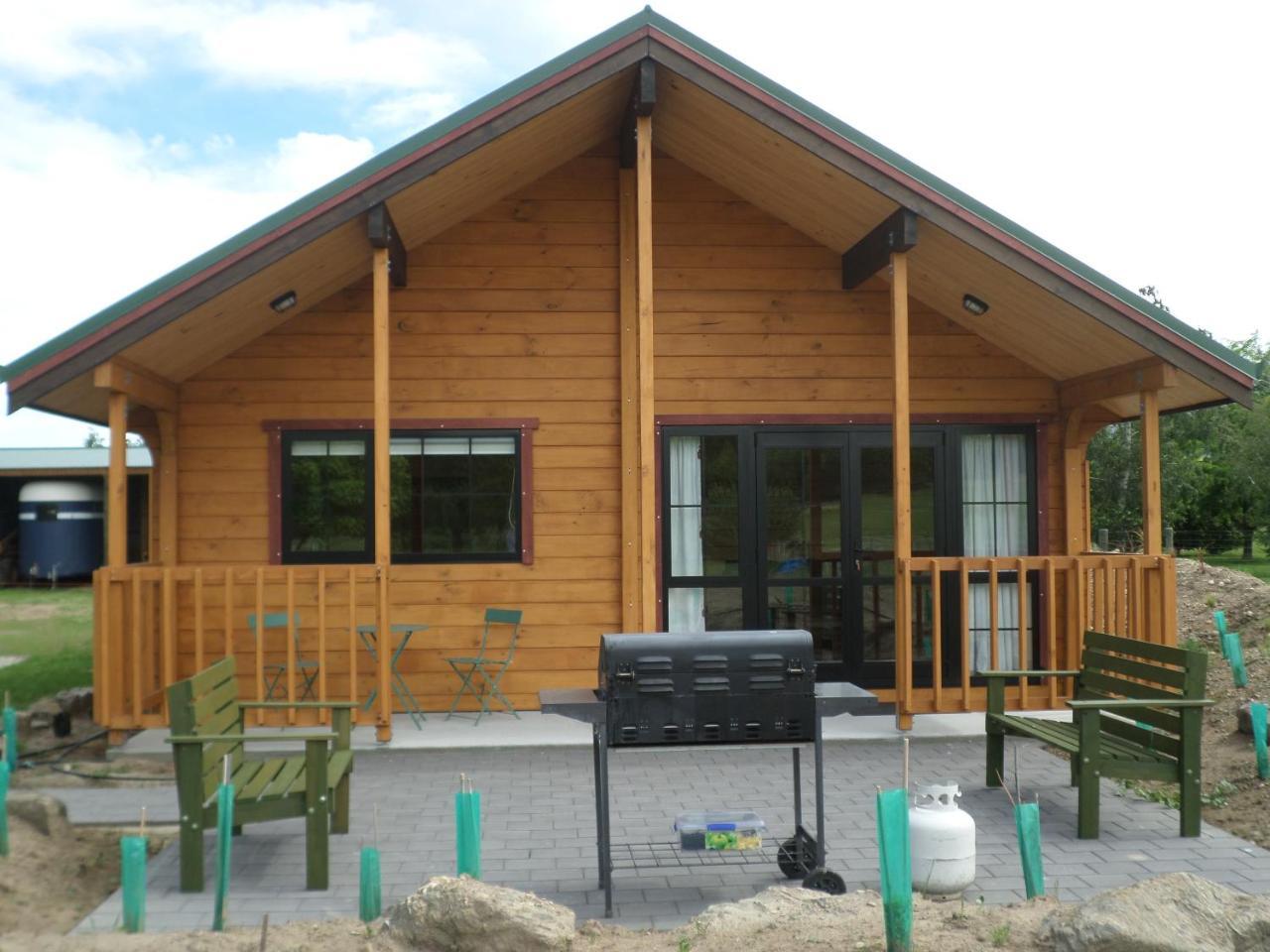 אלכסנדרה Central Chalets Ltd מראה חיצוני תמונה